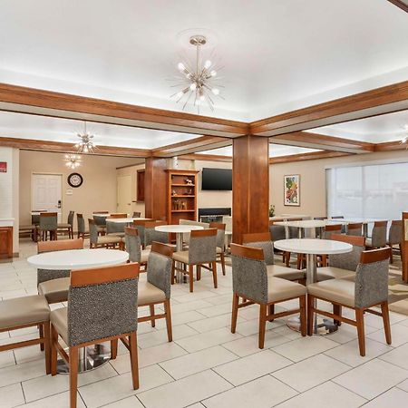 Best Western Plus Riata Браунвуд Экстерьер фото