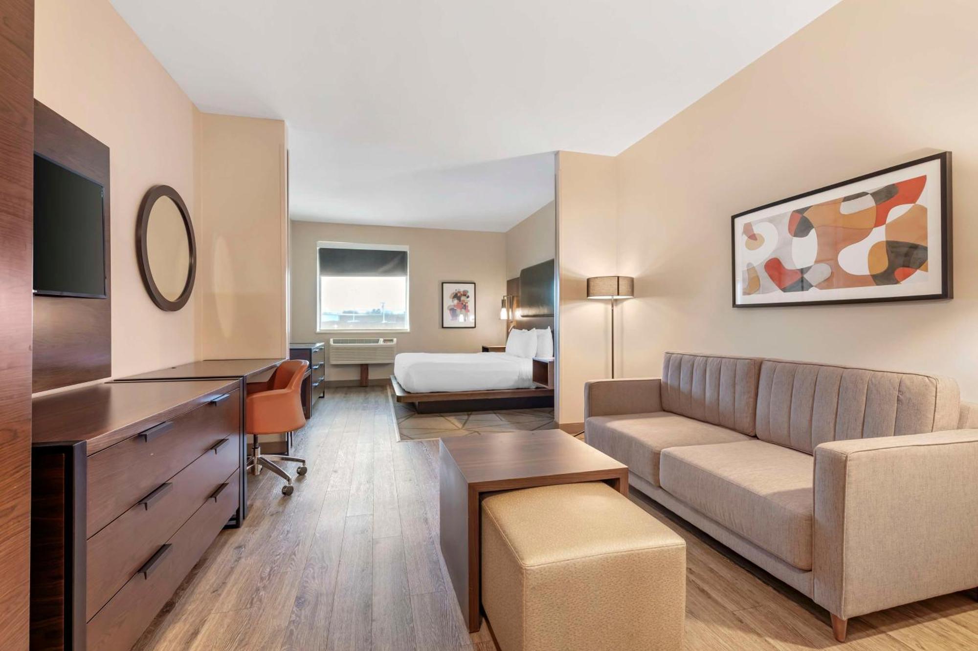 Best Western Plus Riata Браунвуд Экстерьер фото