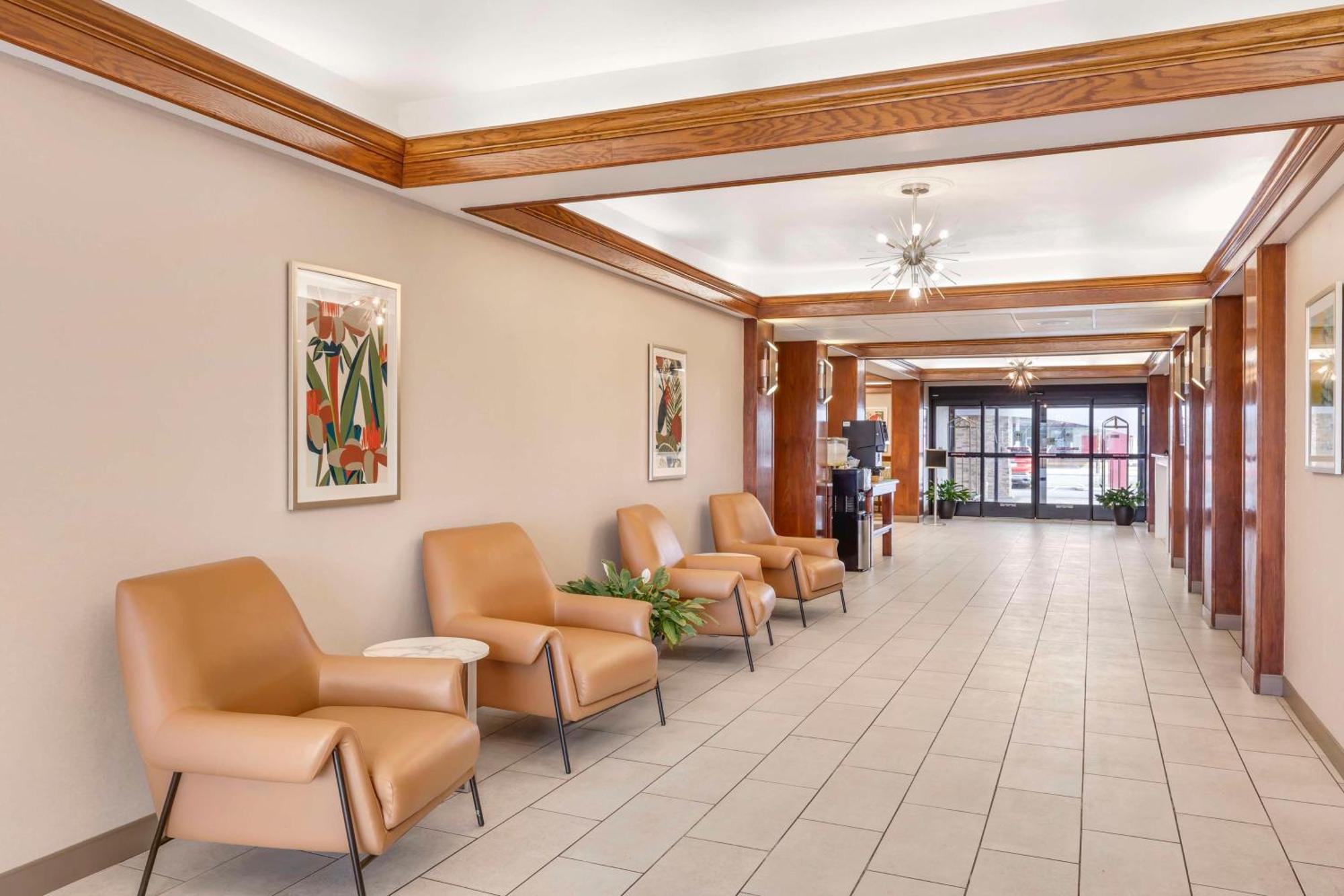 Best Western Plus Riata Браунвуд Экстерьер фото