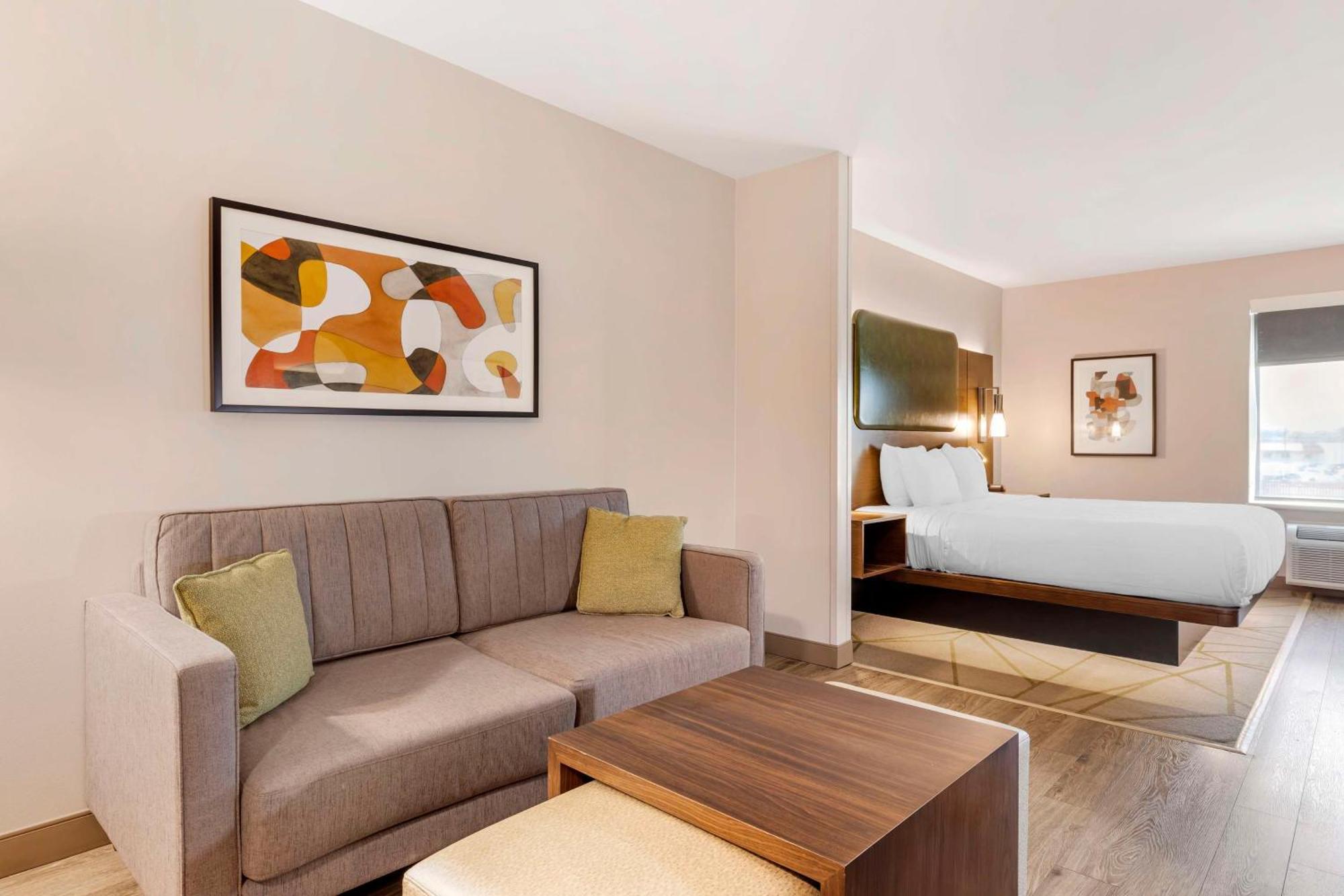 Best Western Plus Riata Браунвуд Экстерьер фото